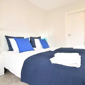 Centro Salecianos Apartment